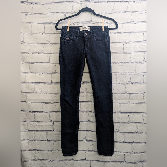 Hollister Co. Junior's or Women's Skinny Jeans Dark Wash Size 0 Short W24 L29 - Picture 1 of 10